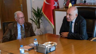 TFF BAŞKANI MEHMET BÜYÜKEKŞİ, BURSASPOR YÖNETİMİ İLE BURSA'DA BİR ARAYA
