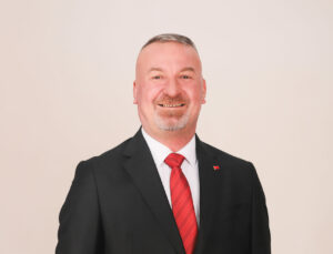 İYİ Parti Karacabey Belediye Başkan Adayı Fatih Karabatı, Karacabey’i geleceğe