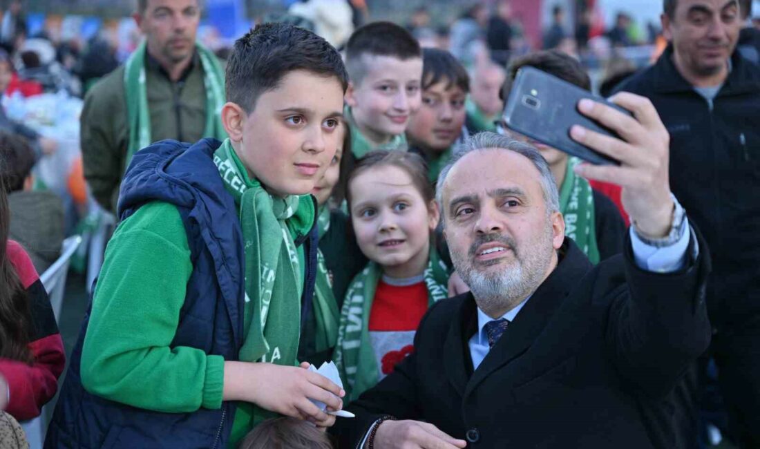 BURSA BÜYÜKŞEHİR BELEDİYE BAŞKANI ALİNUR AKTAŞ, ZAFERSPOR TESİSLERİ’NDE DÜZENLENEN GELENEKSEL