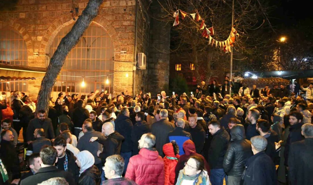 BURSA BÜYÜKŞEHİR BELEDİYE BAŞKAN ADAYI MUSTAFA BOZBEY, ABDAL MEYDANI’NDA GERÇEKLEŞTİRDİĞİ