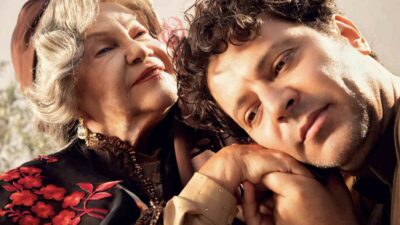 NİLÜFER BELEDİYESİ’NİN DÜZENLEDİĞİ TİYATRO FESTİVALİ’NDE SAHNELENEN ‘VEDA’ İSİMLİ OYUN BEĞENİYLE