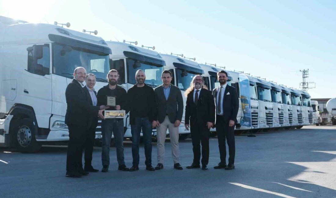 Bursa Ağır Vasıta, Hicri Ercili’ye 25 adet DAF teslim etti BURSA AĞIR VASITA, LOJİSTİK SEKTÖRÜNÜN ÖNCÜLERİNDEN HİCRİ ERCİLİ'YE YIL SONUNA