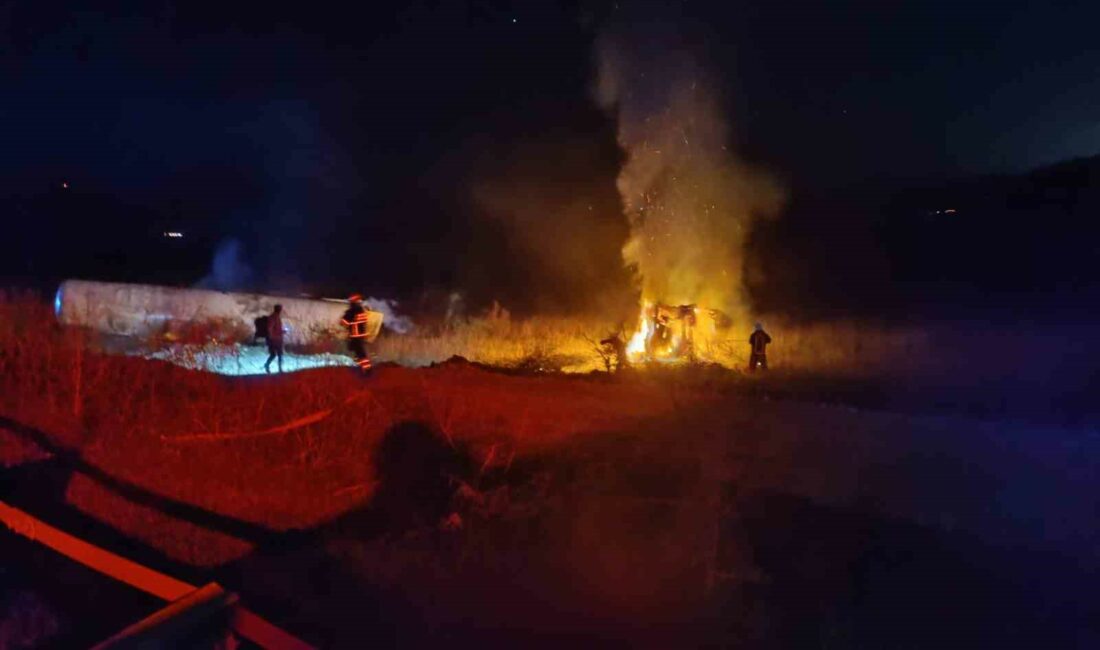 Bursa’da devrilen tankerin sürücüsü öldü Bursa’nın Kestel ilçesinde devrilen azot yüklü tankerin sürücüsü hayatını kaybetti.