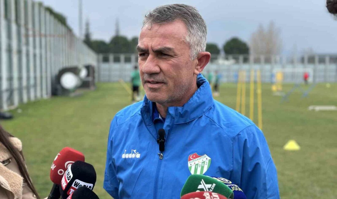 Bursaspor Teknik Direktörü Ümit Şengül: “Hedefimiz 39-40 puan” BURSASPOR TEKNİK DİREKTÖRÜ ÜMİT ŞENGÜL, DİKKAT ÇEKEN AÇIKLAMALAR YAPTI.