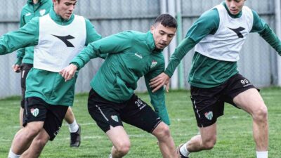 BURSASPOR'DA KIRŞEHİR FSK MAÇI HAZIRLIKLARI TAMAMLANDI.