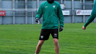 BURSASPOR'DA SERİK BELEDİYESPOR MAÇI HAZIRLIKLARI TAMAMLANDI.