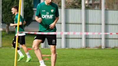 BURSASPOR BUGÜN YAPTIĞI İDMANLA HAZIRLIKLARINI SÜRDÜRDÜ.