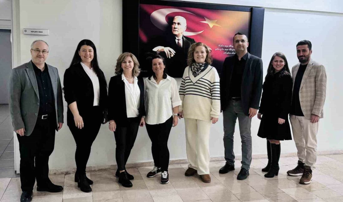 BUÜ’lü akademisyenlerin Erasmus+ projesine 400 bin euro destek BURSA ULUDAĞ ÜNİVERSİTESİ (BUÜ) İKTİSADİ VE İDARİ BİLİMLER FAKÜLTESİ’NDE GÖREV