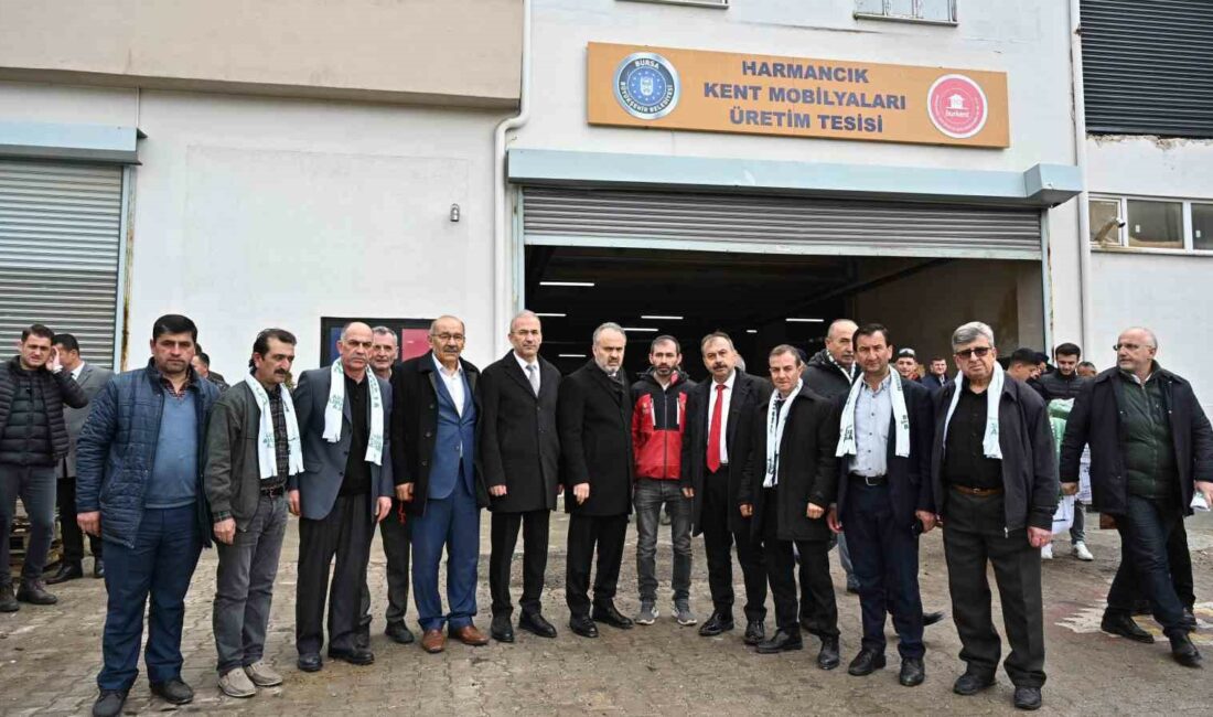 Dağ yöresi Büyükşehir’le kalkınacak BURSA BÜYÜKŞEHİR BELEDİYE BAŞKANI ALİNUR AKTAŞ, HARMANCIK’TA VATANDAŞLARLA BİRARAYA GELEREK