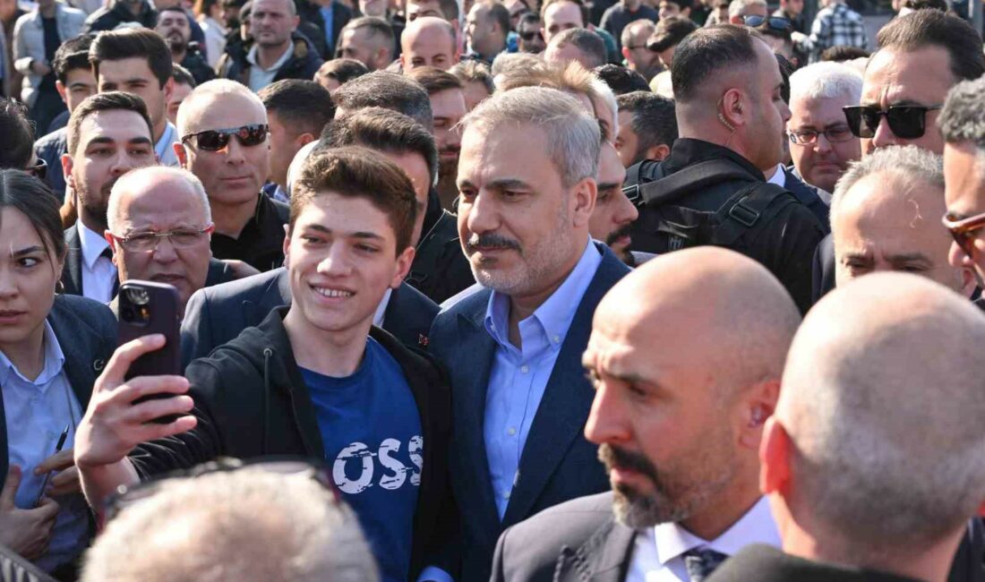 Dışişleri Bakanı Hakan Fidan Bursa’da Dışişleri Bakanı Hakan Fidan, bir dizi ziyaretlerde bulunmak için Bursa’ya