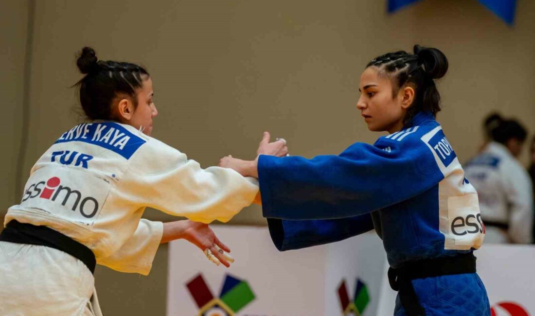 Gemlik Belediyespor’lu Edanaz Avrupa üçüncüsü oldu GEMLİK BELEDİYESPOR SPORCULARI TÜRKİYE ÇAPINDA KAZANDIKLARI BAŞARILARIN ARDINDAN BU BAŞARILARINI