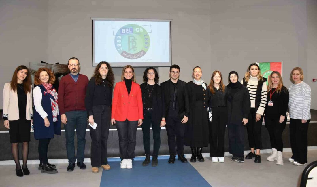 ’İçindeki yıldızı keşfet’ kitabının yazarı Şenkoyuncu öğrencilerle buluştu YEŞİM GRUP, “ÖNCE İNSAN” PROJESİNDE YER ALAN ÖĞRENCİLERİ,“İÇİNDEKİ YILDIZI KEŞFET”