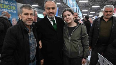 BURSA BÜYÜKŞEHİR BELEDİYE BAŞKANI ALİNUR AKTAŞ, VATANDAŞLARLA BİR ARAYA GELMEYE