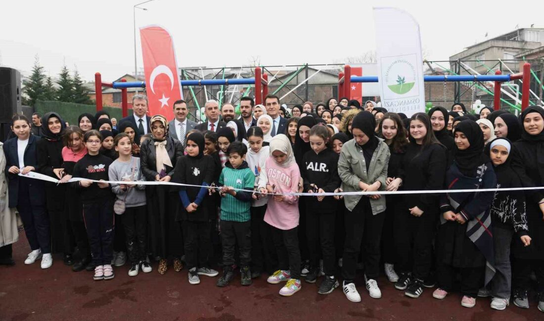 OSMANGAZİ BELEDİYE BAŞKANI MUSTAFA DÜNDAR, İLÇEYE YENİ BİR PARK DAHA