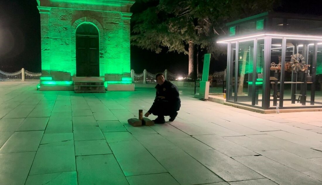 Bursa’da iftar ve sahurda ses bombası patlatılıyor Osmanlı’dan bu yana kullanılarak geleneksel hale gelen Ramazan topu çevre