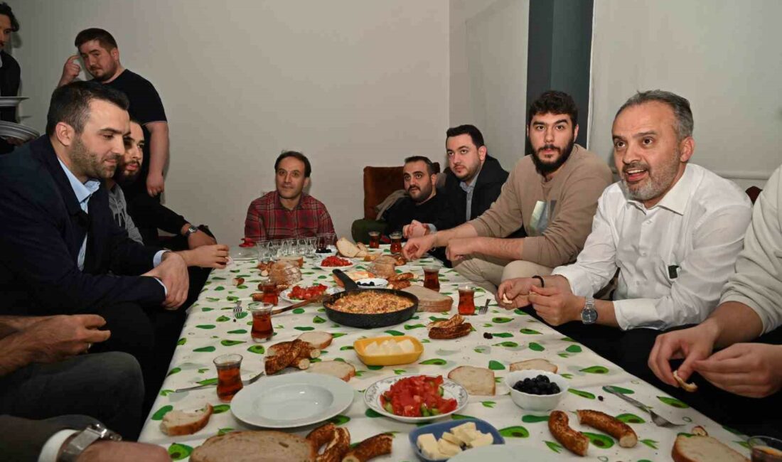 BURSA BÜYÜKŞEHİR BELEDİYE BAŞKANI ALİNUR AKTAŞ, KENDİSİNİ SOSYAL MEDYA ÜZERİNDEN