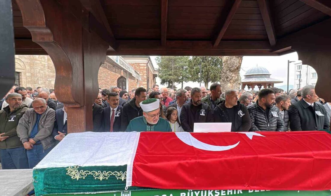 Sinan Ateş’in babası toprağa verildi Ankara’da uğradığı silahlı saldırı sonrası hayatını kaybeden Doç. Dr. Sinan
