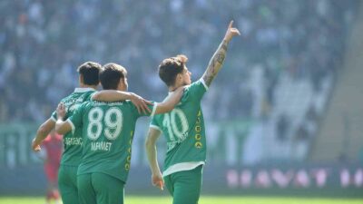 TFF 2. LİG BEYAZ GRUP 30. HAFTASINDA BURSASPOR, SAHASINDA KARŞILAŞTIĞI