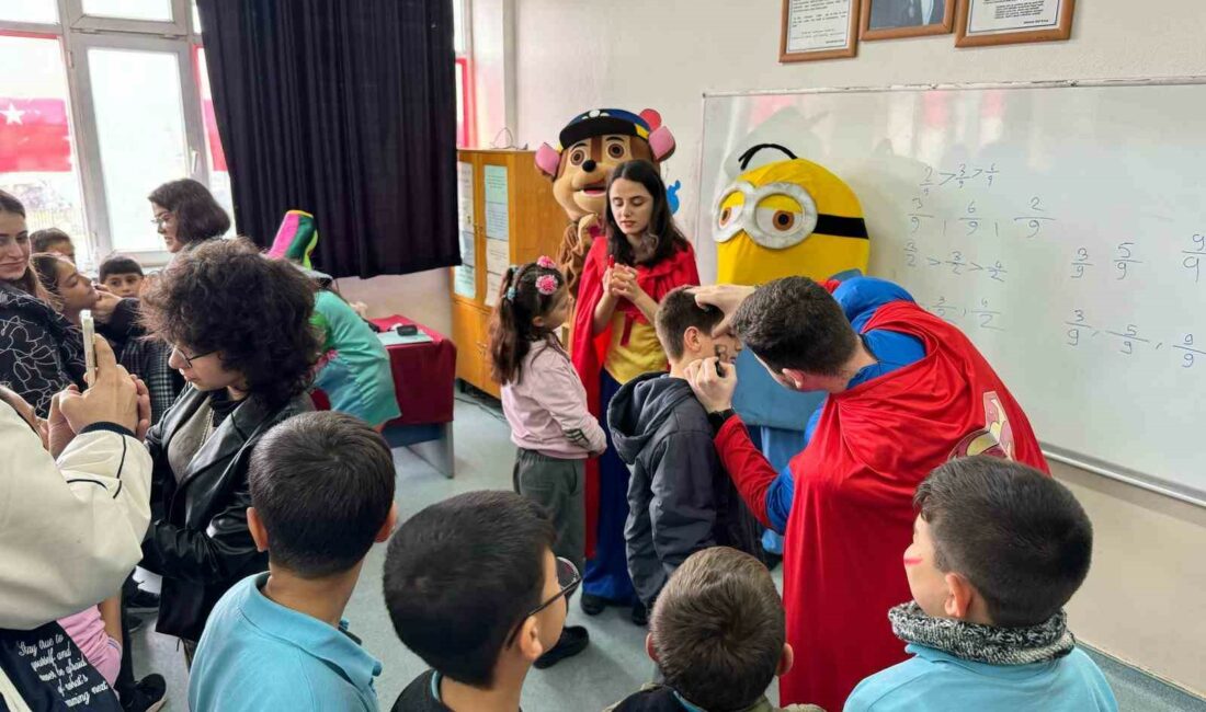 UEDAŞ “Kardeşim Üşemesin” diye yola çıktı, 10 yılda 10 bin öğrenciyi gülümsetti ULUDAĞ ELEKTRİK DAĞITIM A.Ş. (UEDAŞ), 'KARDEŞİM ÜŞÜMESİN' PROJESİ ÇERÇEVESİNDE MARMARA