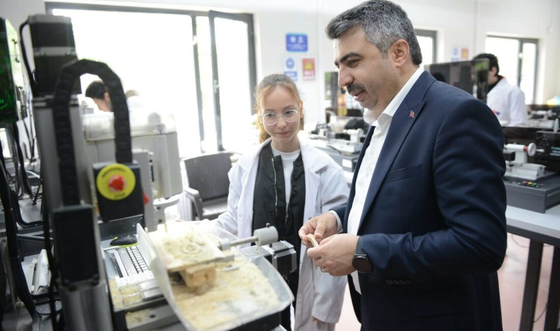 Yıldırım Belediyesi’nden önce eğitim sonra iş YILDIRIM BELEDİYESİ SOSYAL İNOVASYON VE GİRİŞİMCİLİK MERKEZİ, YILDIRIMLILARA HEM MESLEKİ