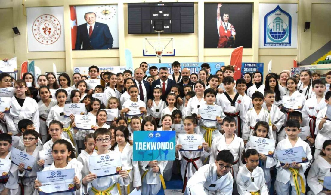 Yıldırım’da 255 bin kişi sporla buluştu YILDIRIM BELEDİYESİ’NİN 13 FARKLI BRANŞTA DÜZENLEDİĞİ KIŞ SPOR OKULLARI TAMAMLANDI.