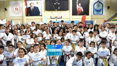 YILDIRIM BELEDİYESİ’NİN 13 FARKLI BRANŞTA DÜZENLEDİĞİ KIŞ SPOR OKULLARI TAMAMLANDI.