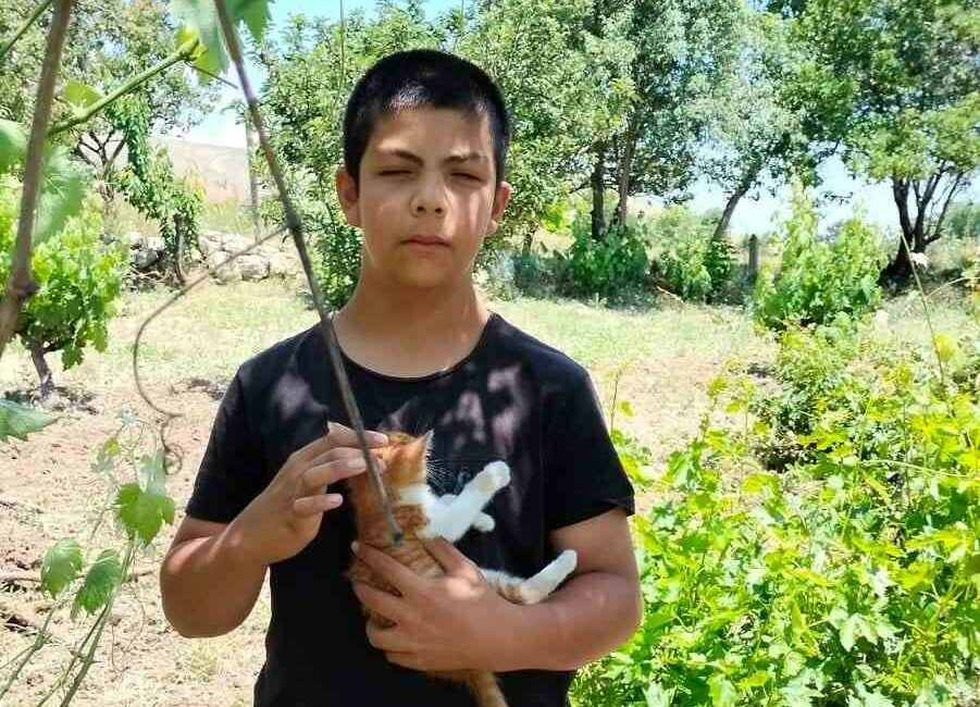 Bursa’da yetiştirme yurdundan kaçan 14 yaşındaki Alperen Akdoğan her yerde