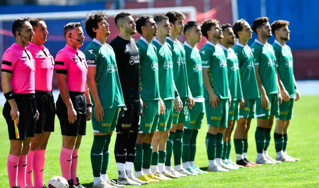 2010 yılının Süper Lig şampiyonu Bursaspor, TFF 3. Lig’e düşebilir! BURSASPOR SON OYNADIĞI ZONGULDAK KÖMÜRSPOR MAÇINDAN 2-0 MAĞLUP AYRILDI.