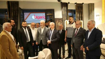 BURSA BÜYÜKŞEHİR BELEDİYE BAŞKANI MUSTAFA BOZBEY, TÜRKİYE’NİN EN KÖKLÜ MOBİLYA