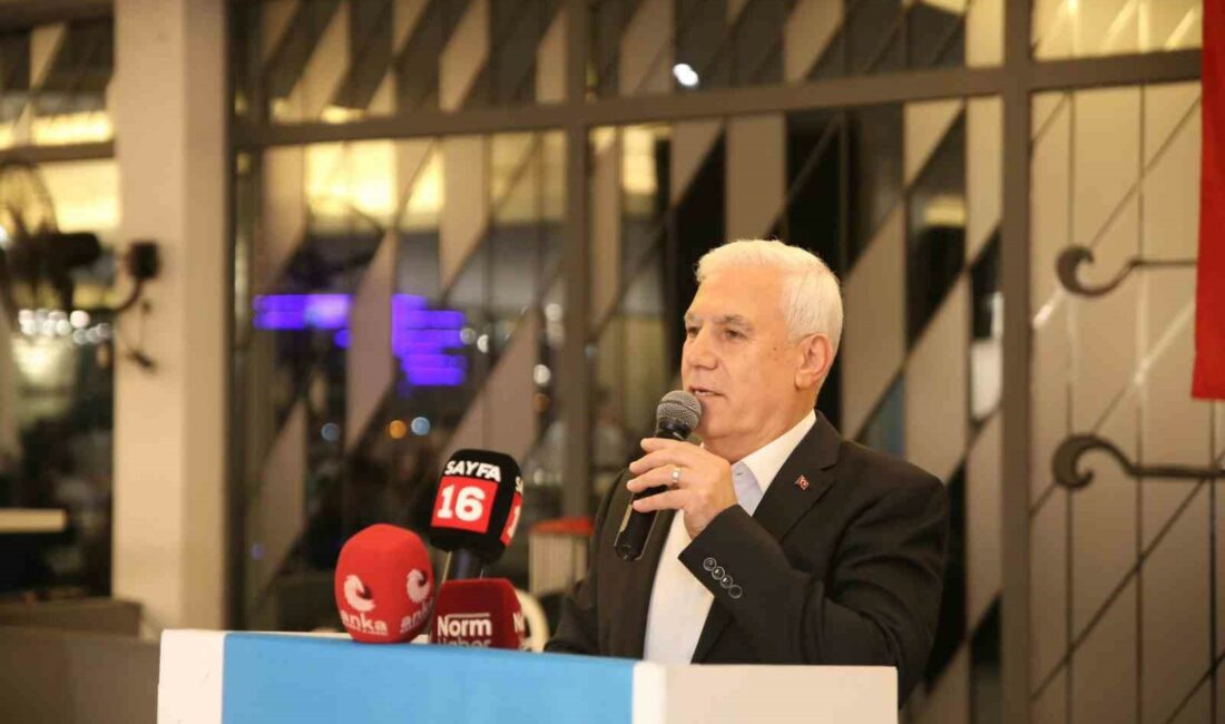 Bozbey’den işten çıkartılanlarla ilgili: “Biz herkesle çalışmak isteriz” BURSA BÜYÜKŞEHİR BELEDİYE BAŞKANLIĞI’NDAKİ GÖREVİNE RESMİ OLARAK BAŞLAMAK İÇİN MAZBATA