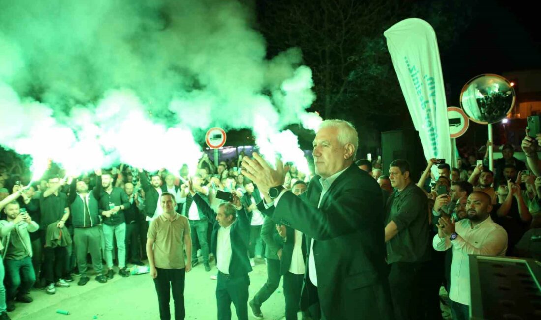BURSA BÜYÜKŞEHİR BELEDİYE BAŞKANI MUSTAFA BOZBEY, BURSASPOR İNFO YATIRIM'IN BU