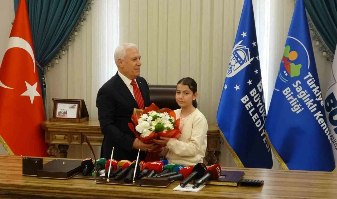 Bursa Büyükşehir Belediyesi’ni çocuklar yönetti BURSA’DA YURT GENELİNDE OLDUĞU GİBİ 23 NİSAN ULUSAL EGEMENLİK VE