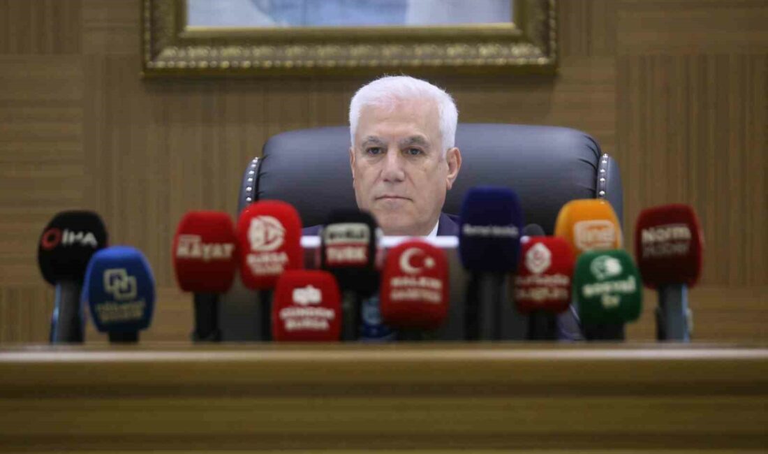Bursa’da su indirimi ve Türkçe tabela kararı Bozbey’in meclise sunduğu suya yüzde 25 indirim uygulanması ve tabelalarda