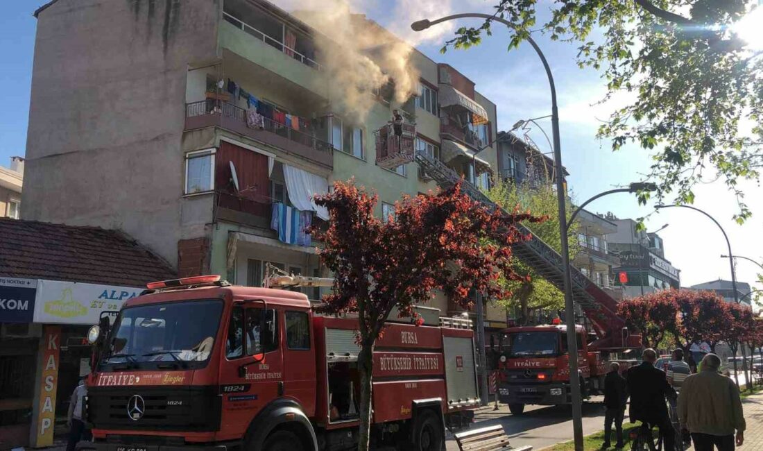 Bursa’da bir apartman dairesinde yangın Bursa’da bir apartman dairesinde çıkan yangın söndürüldü.