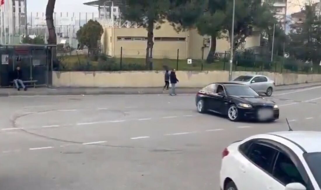 Bursa’da drift atanlara ceza yağdı: 5 milyon 189 bin 513 TL ceza yazıldı BURSA'DA ARAÇLARI İLE DRİFT ATAN 161 SÜRÜCÜYE TOPLAMDA 5 MİLYON