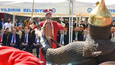 BURSA’NIN FETHİNİN 698’İNCİ YIL DÖNÜMÜ, OSMANLI’NIN BEYLİKTEN DEVLETE GEÇİŞİNİN KAPISI