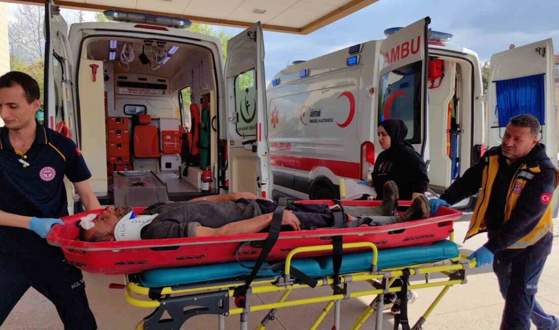 Bursa’da otomobil devrildi : 4 yaralı BURSA'NIN İNEGÖL İLÇESİNDE MEYDANA GELEN KAZADA KONTROLDEN ÇIKAN OTOMOBİL DEVRİLDİ;