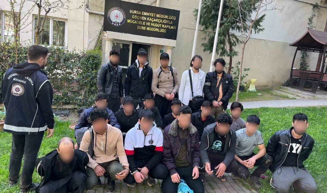 Bursa’da 19 yabancı uyruklu yakalandı Bursa'da gerçekleştirilen operasyonda 19 yabancı uyruklu yakalandı.