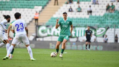 BURSASPOR KULÜBÜ, ERTUĞRUL KURTULUŞ'LA İLGİLİ AÇIKLAMA YAPTI.