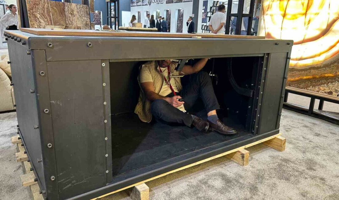 Çelik masa depremde hayat kurtaracak BALYOZ MADENCİLİK FUARDA YERİNİ ALDI