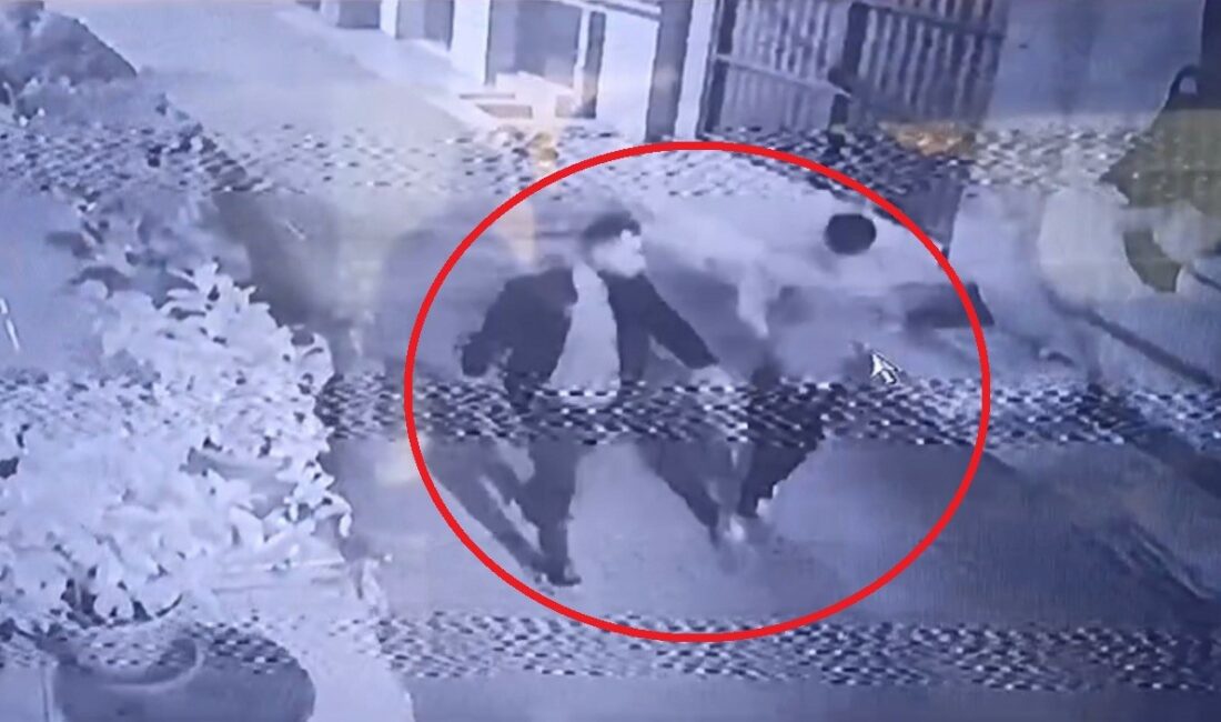 Bursa’da sevgilisinin canı sıkılınca otomobil çaldı, yeniden cezaevine girdi Bursa’da 1 ay önce cezaevinden çıkan ve canı sıkılan sevgilisini