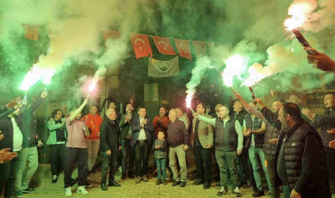 Gökçeören, Başkan Aydın’ı bağrına bastı OSMANGAZİ BELEDİYE BAŞKANI ERKAN AYDIN, İFTAR PROGRAMI İÇİN GİTTİĞİ GÖKÇEÖREN