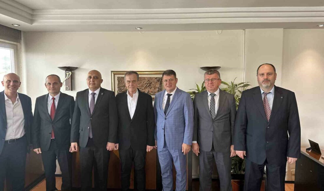 BALKAN RUMELİ GÖÇMENLERİ KONFEDERASYONU ONURSAL BAŞKANI TURHAN GENÇOĞLU BULGARİSTAN’IN KIRCAALİ