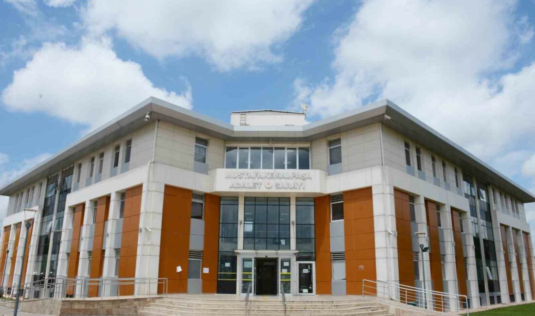 Mustafakemalpaşa’de 5 yılda 29 bin dosya soruşturuldu MUSTAFAKEMALPAŞA CUMHURİYET BAŞSAVCILIĞI’NA SON 5 YIL İÇİNDE GELEN TOPLAM SORUŞTURMA