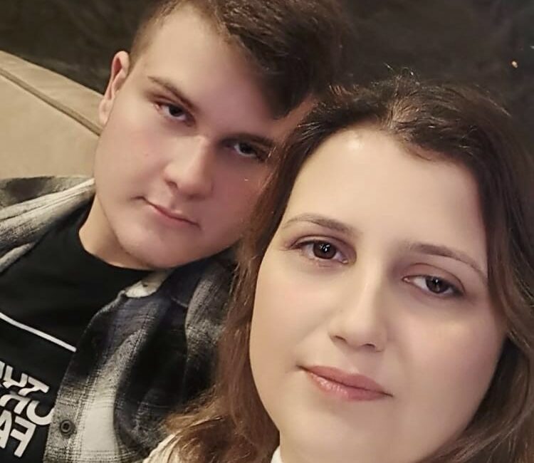 16 yaşındaki kayıp genç bulundu 3 GÜN ÖNCE TEKİRDAĞ'DA BİRLİKTE YAŞADIĞI BABASININ YANINDAN BURSA'NIN KARACABEY