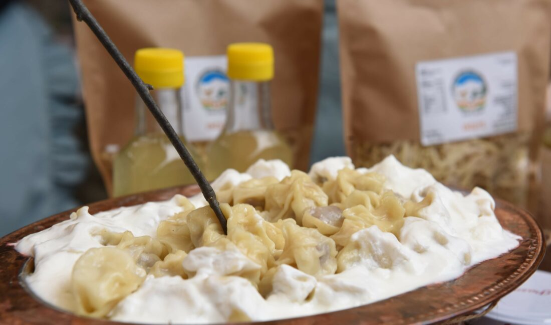 YILDIRIM’DA ZEYNİLER KÖYÜ’NÜN MARİFETLİ KADINLARI, TARİHTEN GÜNÜMÜZE GELEN AHISKA TÜRKLERİ’NE