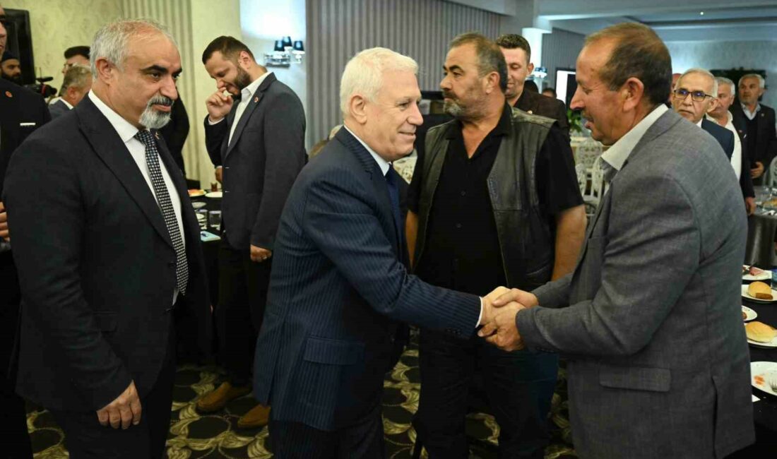 Başkan Bozbey, muhtar toplantılarına İnegöl’den başladı VATANDAŞLARIN DEVLETLE İLK TEMAS NOKTASI OLAN MUHTARLARIN GÖRÜŞLERİNE BÜYÜK ÖNEM