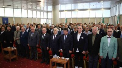 Bursa Büyükşehir Belediye Başkanı Mustafa Bozbey, “Yeni bir sistemle Bursaspor’u