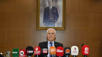 BURSA BÜYÜKŞEHİR BELEDİYE BAŞKANI MUSTAFA BOZBEY, İHTİYAÇ SAHİPLERİNE DESTEK OLMAYA