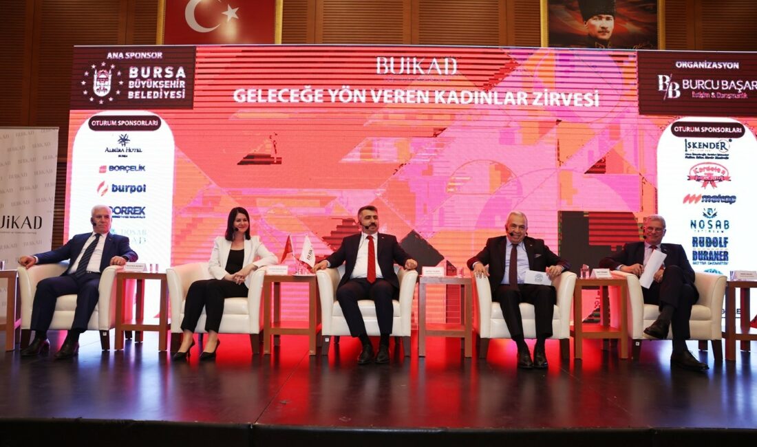 Başkan Şadi Özdemir Nilüfer’de kadına bakış açısını anlattı GELECEĞE YÖN VEREN KADINLAR ZİRVESİ’NDE KONUŞAN NİLÜFER BELEDİYE BAŞKANI ŞADİ